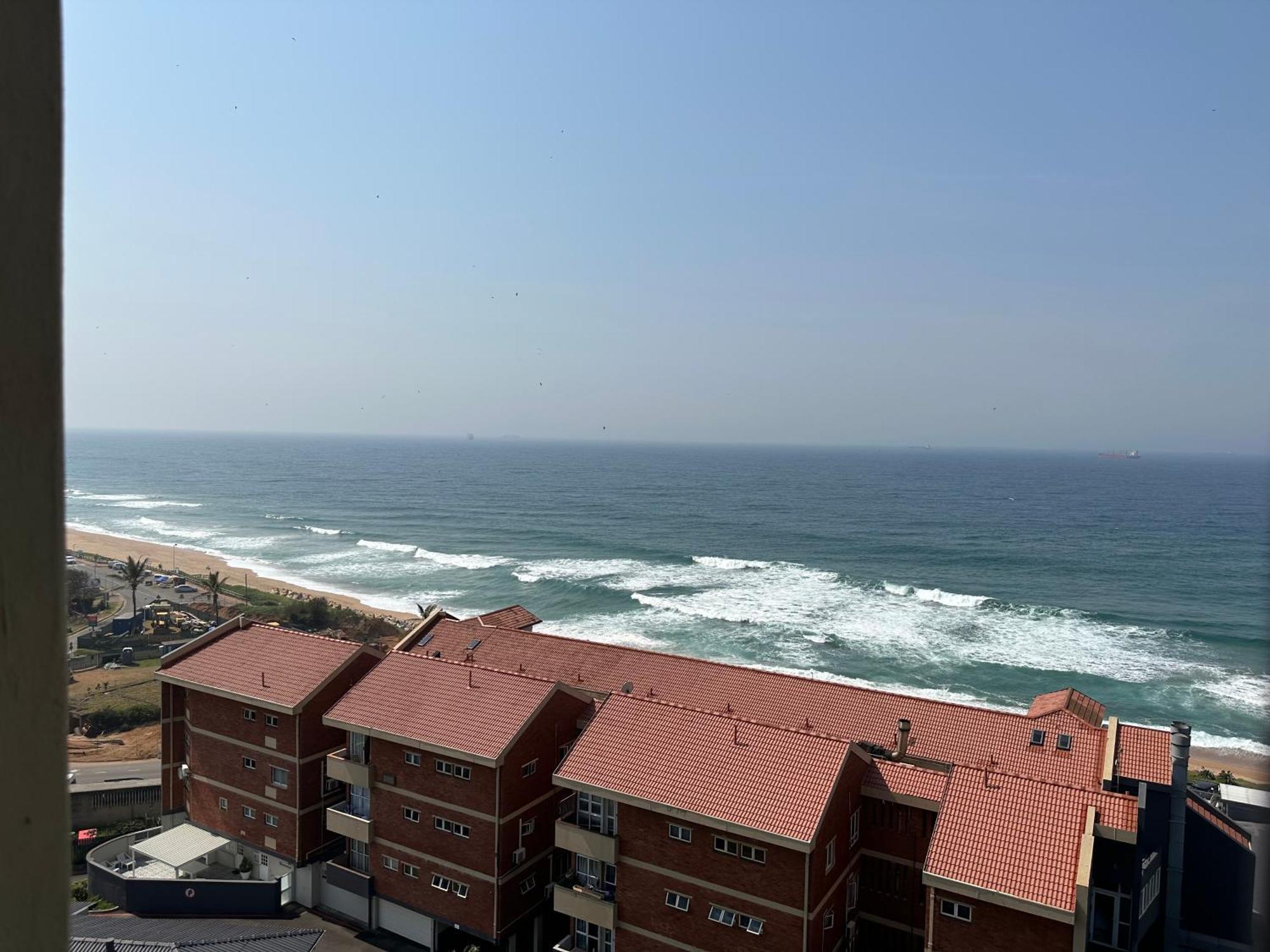 Umdloti Holiday Resort Apartment 514 - Amazing Breaker & Ocean Views מראה חיצוני תמונה